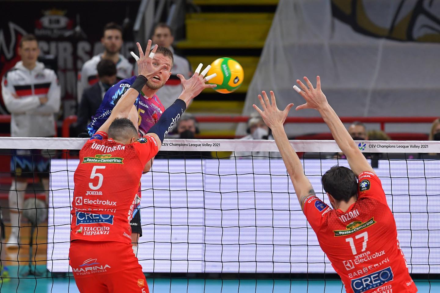 Lube-Sir 0-3, Perugia vince derby italiano di Champions League