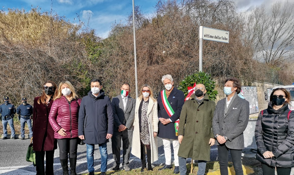 Giorno del Ricordo, a Macerata corona in via Vittime delle Foibe