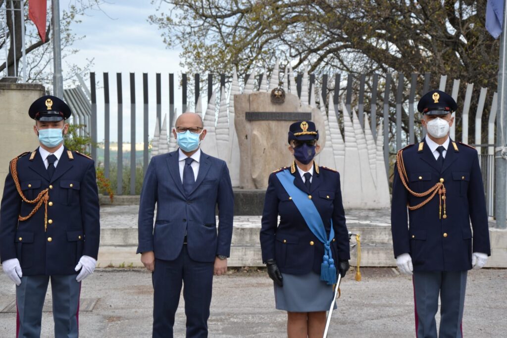 macerata-polizia