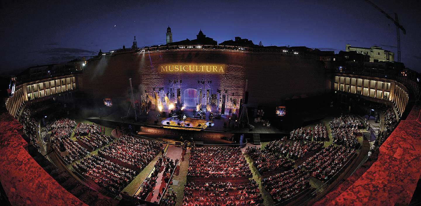 Musicultura, allo Sferisterio la prima serata finale del Festival