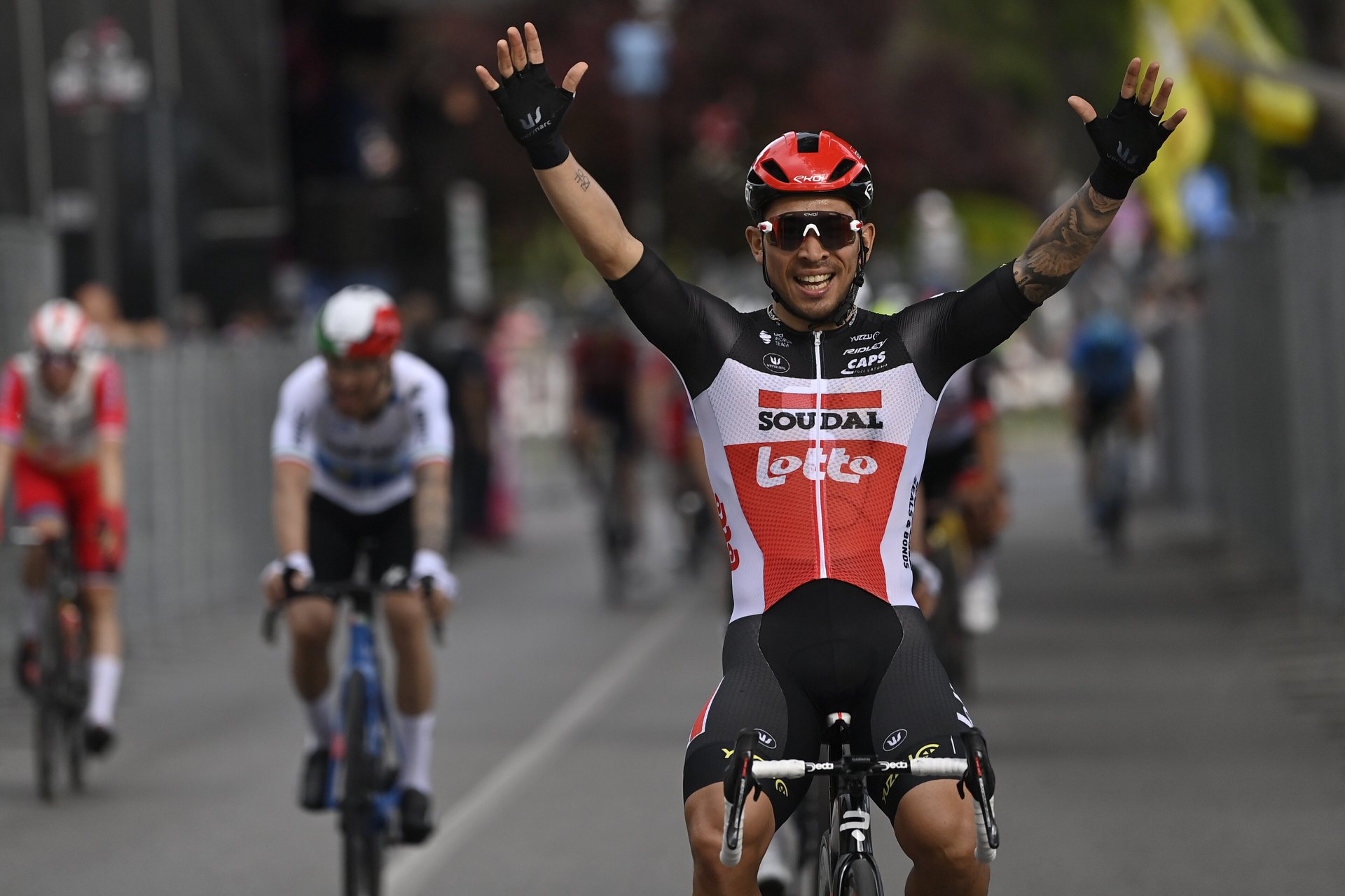 Giro d’Italia nelle Marche, tappa da Grotte di Frasassi ad Ascoli