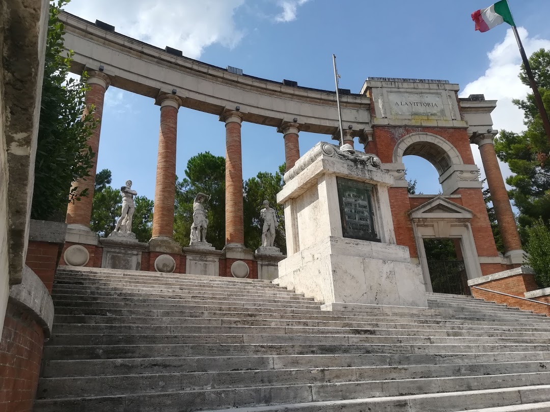 Macerata, cerimonie del 4 novembre e onorificenza a Legnini