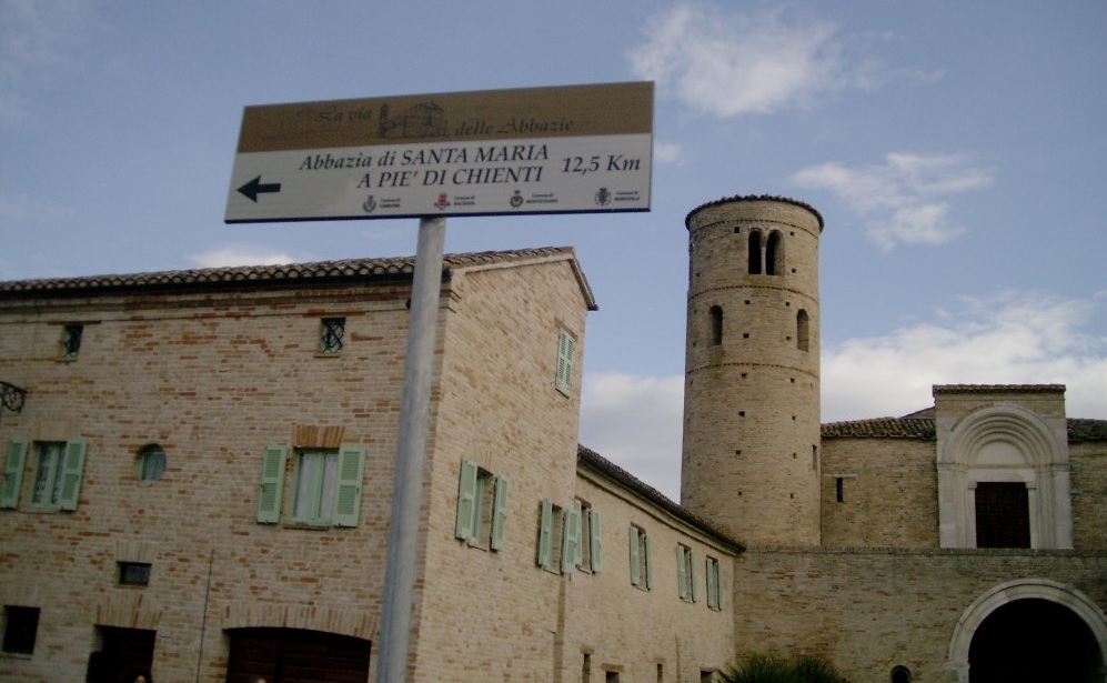 Pedalata sulla Ciclovia 77, partenza dall’Abbazia di San Claudio