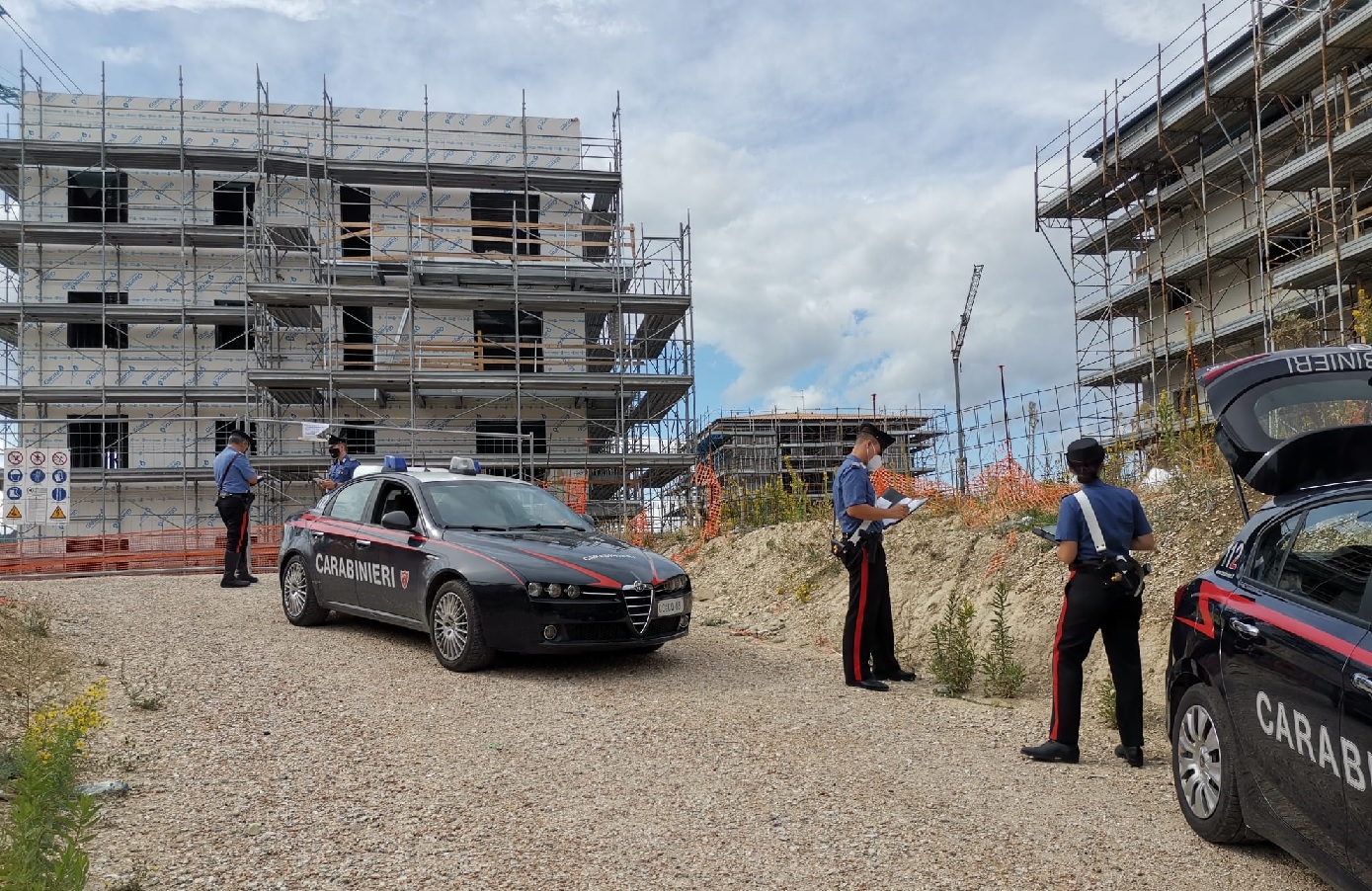 Carabinieri, controlli e denunce nei cantieri della ricostruzione