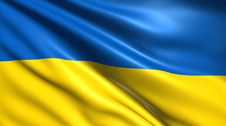 Macerata e Civitanova Marche, sui municipi la bandiera ucraina