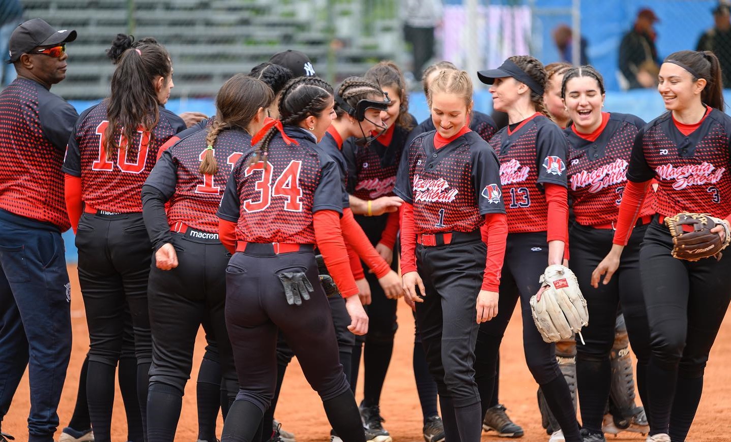 Macerata Softball imbattuto, a Massa è atteso dalle White Tigers