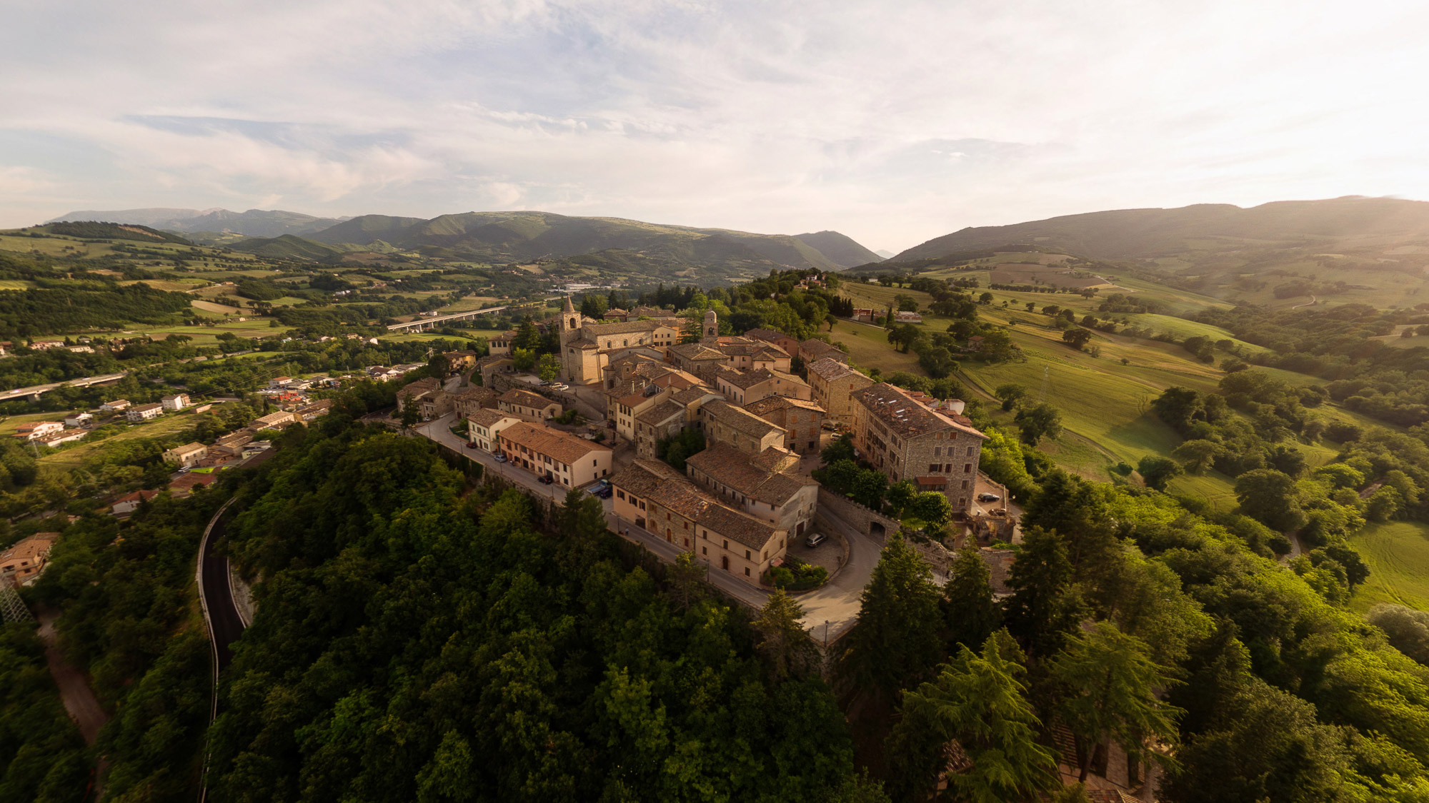 Appennino Foto Festival con Licia Colò a Belforte del Chienti