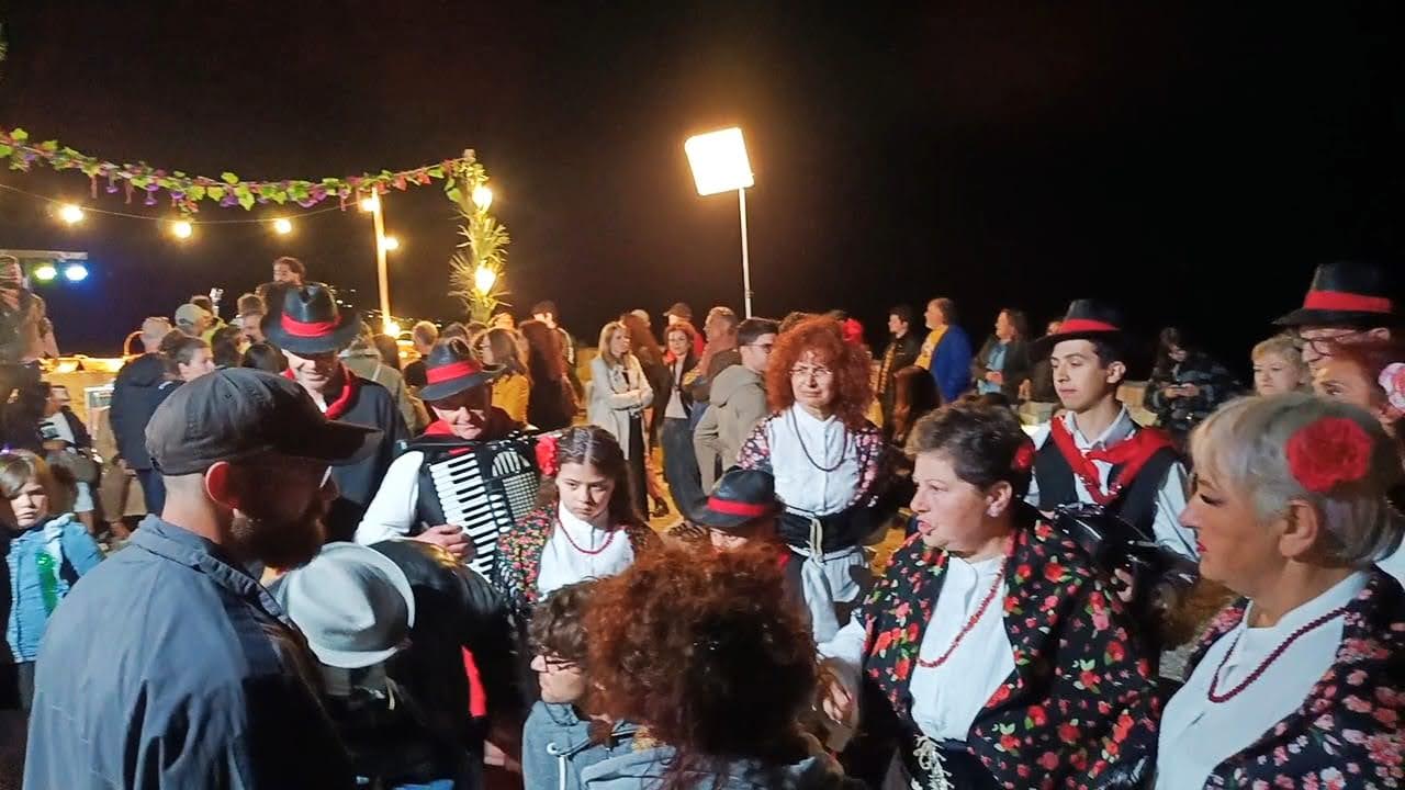 Li Matti de Montecò e il saltarello nel film “Lo chiamava rock & roll”