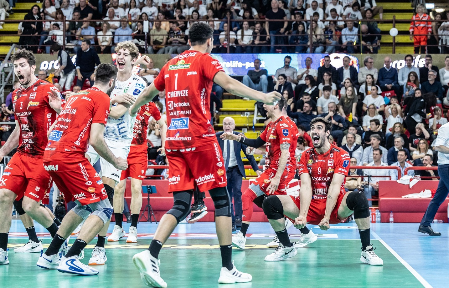 Lube Civitanova fa l’impresa a Perugia, sarà Finale con Trento