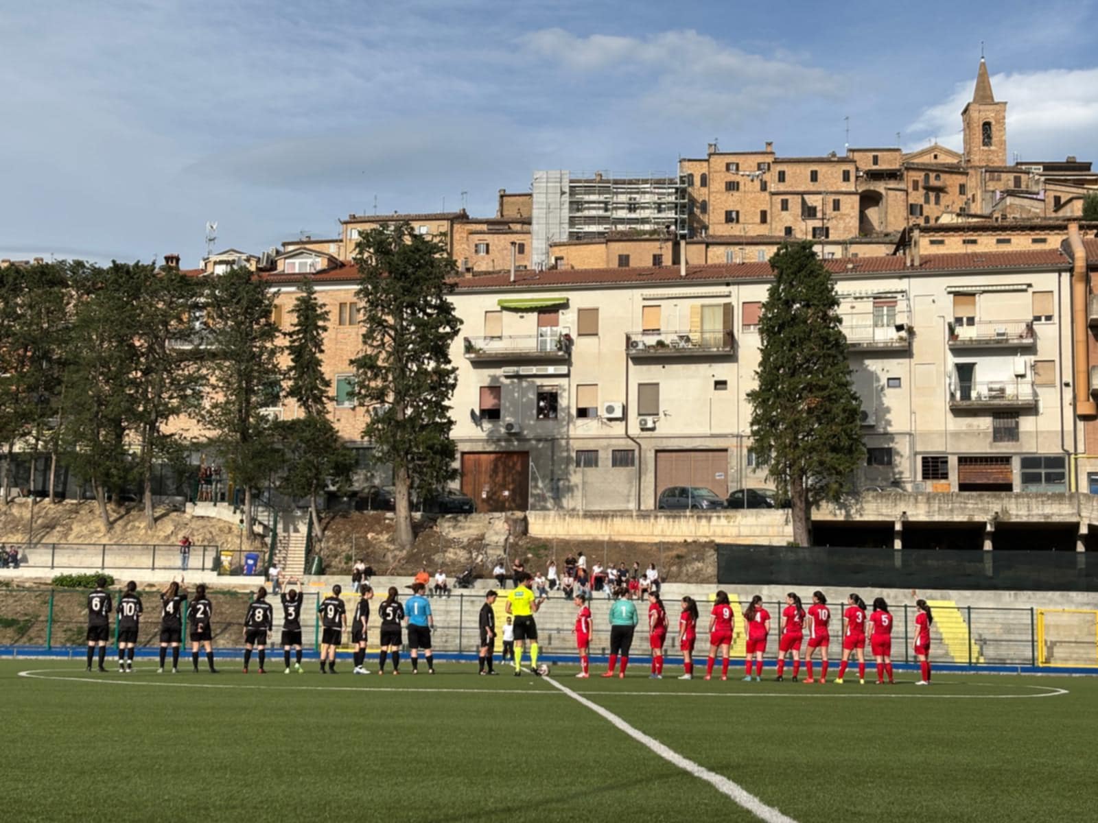 Calcio femminile: Aurora Treia si congeda con un 9-0 sul Caldarola