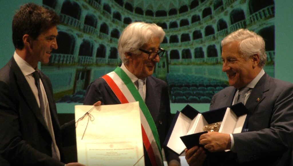 Tajani Macerata
