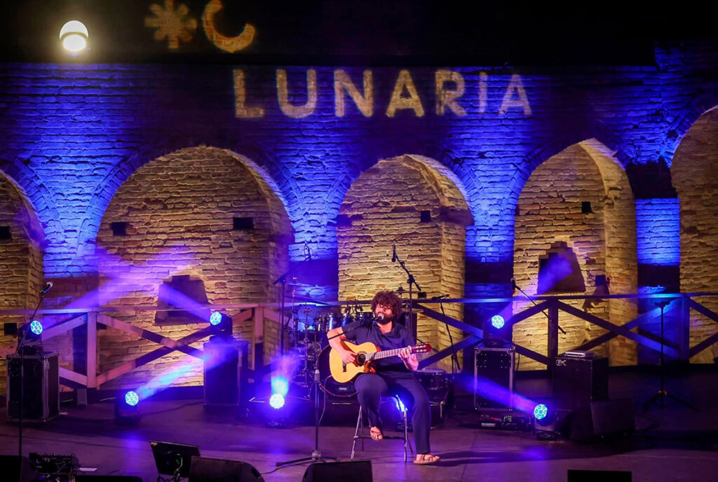 Lunaria